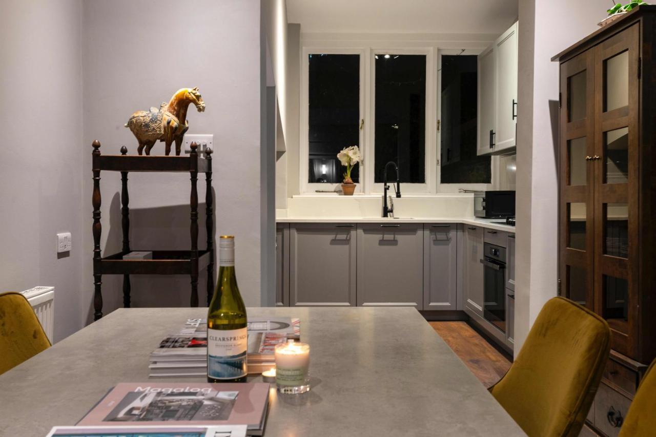 Shared Guest House 5 Mins Walk From Vauxhall And Nine Elms Station With Off-Site Parking Near Us Embassy Londýn Exteriér fotografie