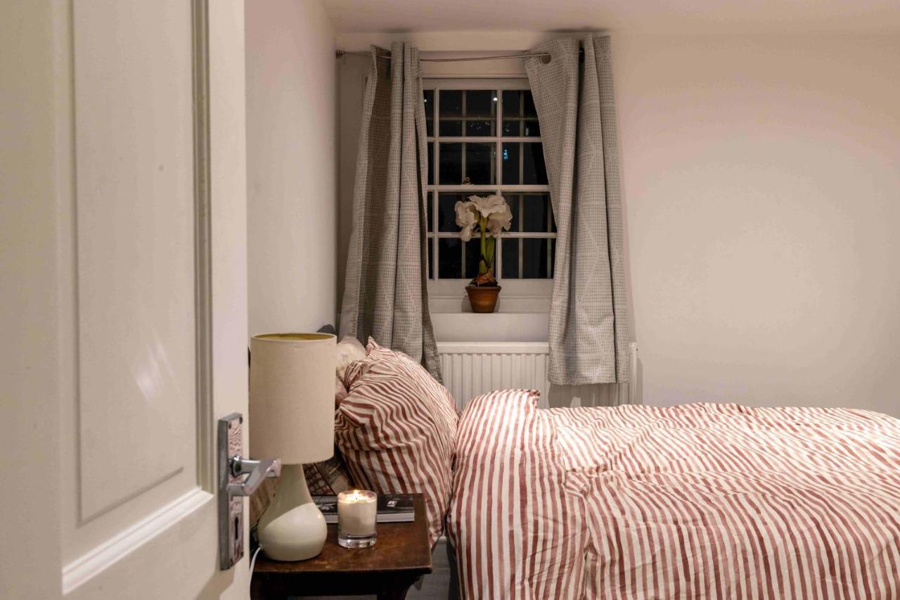 Shared Guest House 5 Mins Walk From Vauxhall And Nine Elms Station With Off-Site Parking Near Us Embassy Londýn Exteriér fotografie
